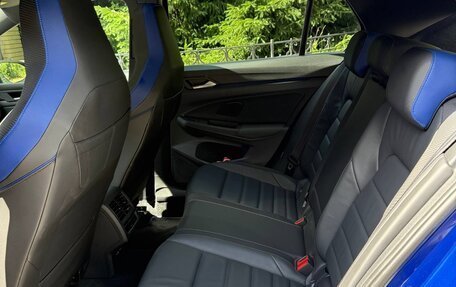 Volkswagen Golf R, 2021 год, 6 090 000 рублей, 11 фотография