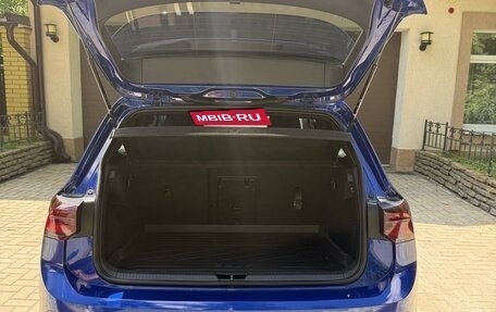 Volkswagen Golf R, 2021 год, 6 090 000 рублей, 16 фотография