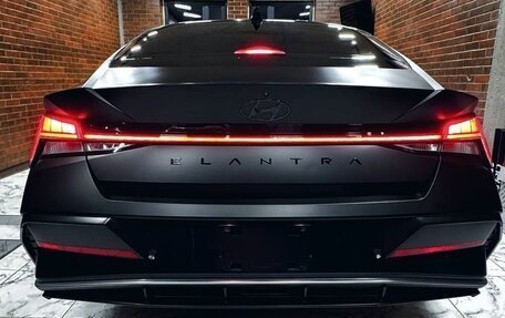 Hyundai Elantra, 2023 год, 1 990 000 рублей, 8 фотография