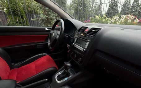 Volkswagen Golf V, 2006 год, 550 000 рублей, 3 фотография