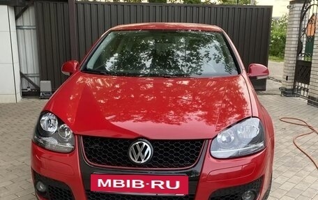 Volkswagen Golf V, 2006 год, 550 000 рублей, 21 фотография