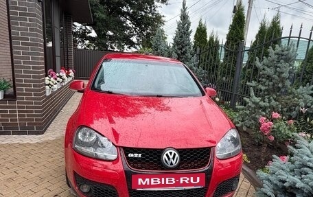 Volkswagen Golf V, 2006 год, 550 000 рублей, 20 фотография