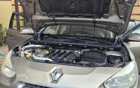 Renault Fluence I, 2010 год, 900 000 рублей, 16 фотография