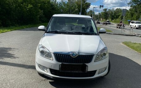 Skoda Fabia II, 2011 год, 690 000 рублей, 2 фотография