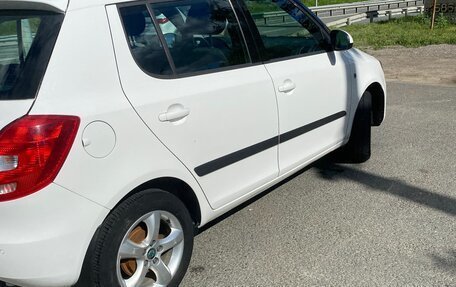 Skoda Fabia II, 2011 год, 690 000 рублей, 4 фотография