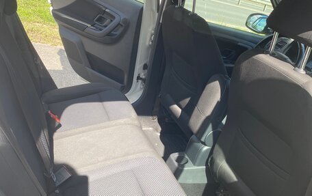 Skoda Fabia II, 2011 год, 690 000 рублей, 10 фотография