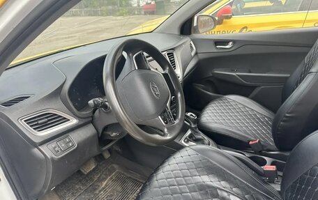 Hyundai Solaris II рестайлинг, 2020 год, 720 000 рублей, 7 фотография