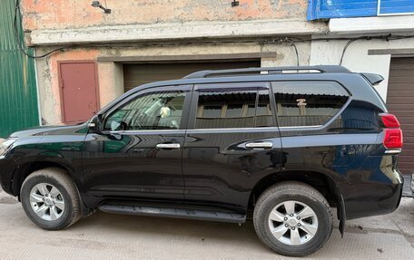 Toyota Land Cruiser Prado 150 рестайлинг 2, 2020 год, 6 000 000 рублей, 2 фотография