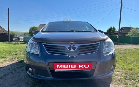 Toyota Avensis III рестайлинг, 2011 год, 1 300 000 рублей, 2 фотография