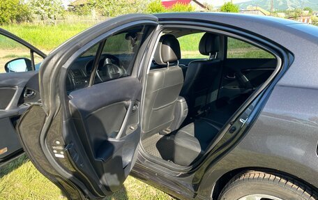 Toyota Avensis III рестайлинг, 2011 год, 1 300 000 рублей, 11 фотография