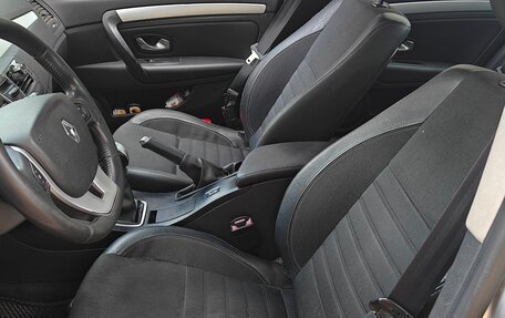 Renault Laguna III рестайлинг, 2008 год, 750 000 рублей, 8 фотография