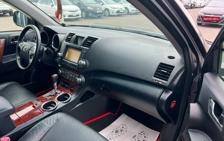 Toyota Highlander III, 2011 год, 2 229 000 рублей, 12 фотография