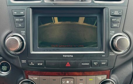 Toyota Highlander III, 2011 год, 2 229 000 рублей, 17 фотография