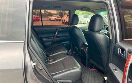 Toyota Highlander III, 2011 год, 2 229 000 рублей, 19 фотография