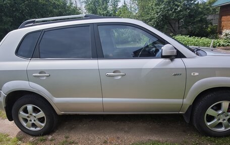 Hyundai Tucson III, 2007 год, 750 000 рублей, 2 фотография