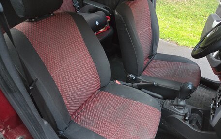 Renault Logan I, 2013 год, 600 000 рублей, 32 фотография