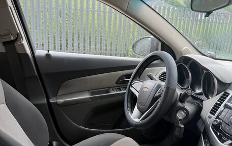 Chevrolet Cruze II, 2010 год, 395 000 рублей, 2 фотография