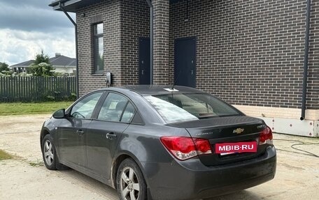 Chevrolet Cruze II, 2010 год, 395 000 рублей, 9 фотография