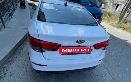 KIA Rio III рестайлинг, 2017 год, 666 666 рублей, 4 фотография
