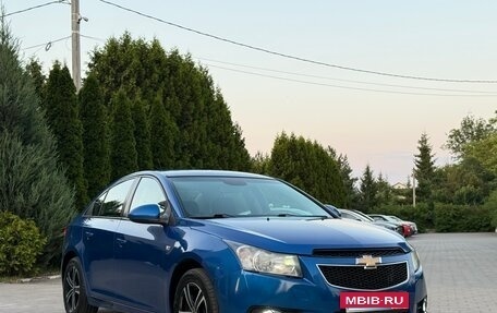 Chevrolet Cruze II, 2011 год, 610 000 рублей, 4 фотография