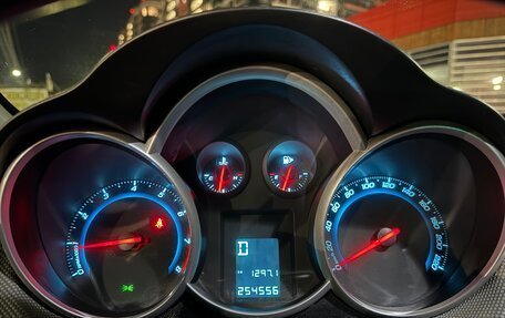 Chevrolet Cruze II, 2011 год, 610 000 рублей, 35 фотография
