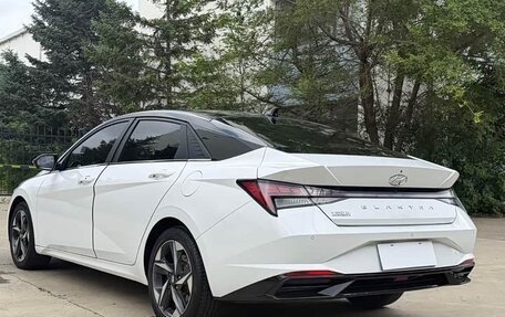 Hyundai Elantra, 2022 год, 1 520 000 рублей, 11 фотография