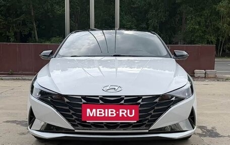 Hyundai Elantra, 2022 год, 1 520 000 рублей, 3 фотография