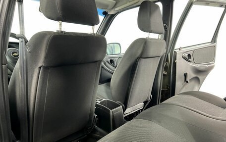 Chevrolet Niva I рестайлинг, 2017 год, 710 000 рублей, 11 фотография