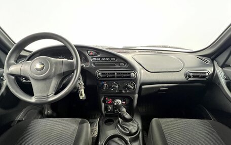 Chevrolet Niva I рестайлинг, 2017 год, 710 000 рублей, 13 фотография