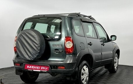 Chevrolet Niva I рестайлинг, 2017 год, 710 000 рублей, 6 фотография