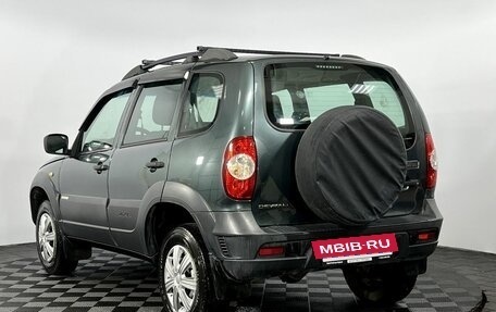 Chevrolet Niva I рестайлинг, 2017 год, 710 000 рублей, 8 фотография