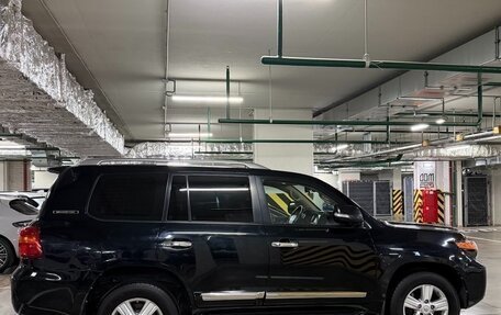 Toyota Land Cruiser 200, 2015 год, 3 750 000 рублей, 3 фотография
