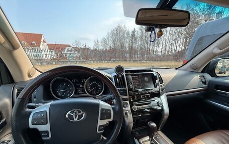 Toyota Land Cruiser 200, 2015 год, 3 750 000 рублей, 6 фотография