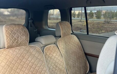 Toyota ISis I, 2010 год, 1 145 000 рублей, 5 фотография