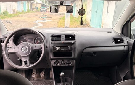 Volkswagen Polo VI (EU Market), 2011 год, 670 000 рублей, 3 фотография