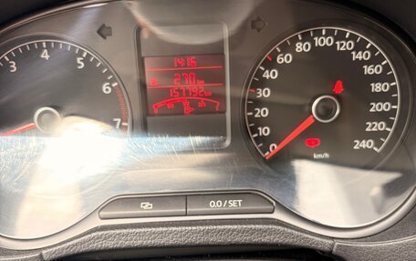 Volkswagen Polo VI (EU Market), 2011 год, 670 000 рублей, 2 фотография