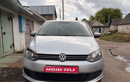 Volkswagen Polo VI (EU Market), 2011 год, 670 000 рублей, 11 фотография