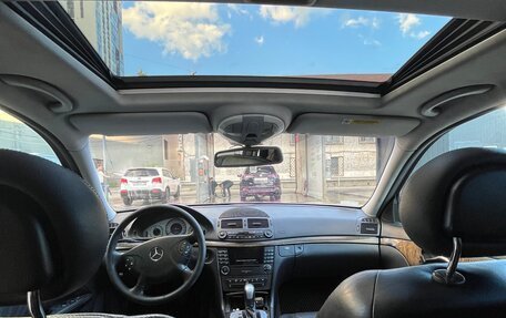 Mercedes-Benz E-Класс, 2003 год, 840 000 рублей, 14 фотография