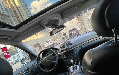 Mercedes-Benz E-Класс, 2003 год, 840 000 рублей, 13 фотография