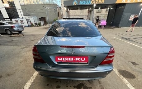 Mercedes-Benz E-Класс, 2003 год, 840 000 рублей, 6 фотография