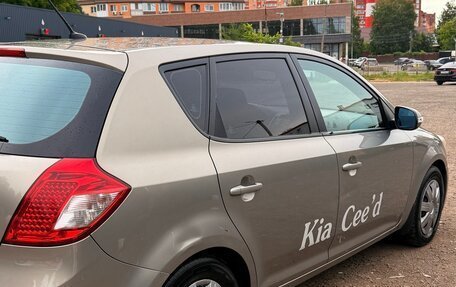 KIA cee'd I рестайлинг, 2011 год, 750 000 рублей, 17 фотография