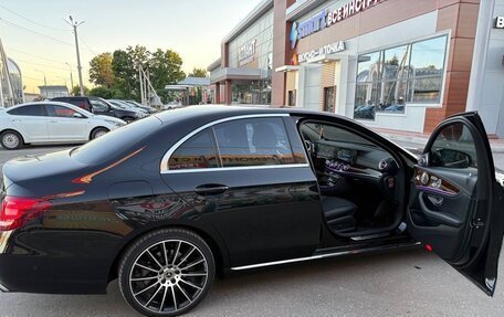 Mercedes-Benz E-Класс, 2016 год, 2 850 000 рублей, 3 фотография
