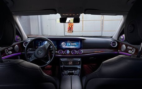 Mercedes-Benz E-Класс, 2016 год, 2 850 000 рублей, 11 фотография
