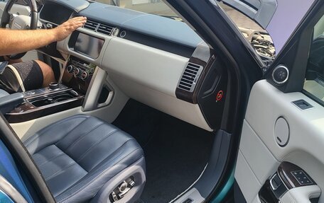 Land Rover Range Rover IV рестайлинг, 2017 год, 5 700 000 рублей, 4 фотография