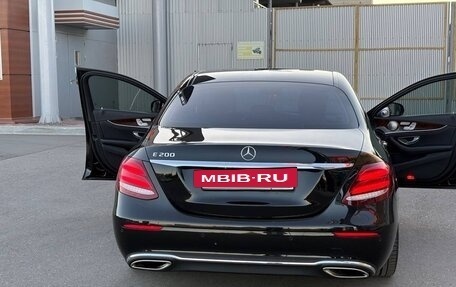 Mercedes-Benz E-Класс, 2016 год, 2 850 000 рублей, 7 фотография