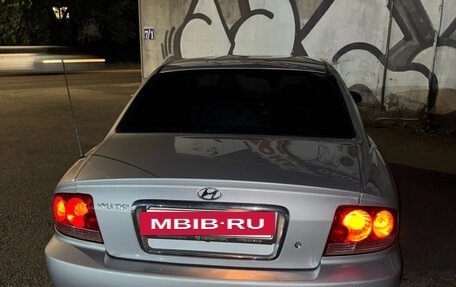 Hyundai Sonata IV рестайлинг, 2006 год, 750 000 рублей, 2 фотография