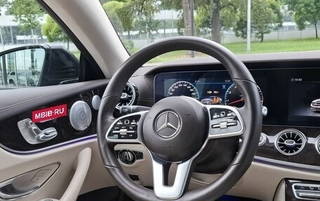 Mercedes-Benz E-Класс, 2019 год, 5 100 000 рублей, 26 фотография
