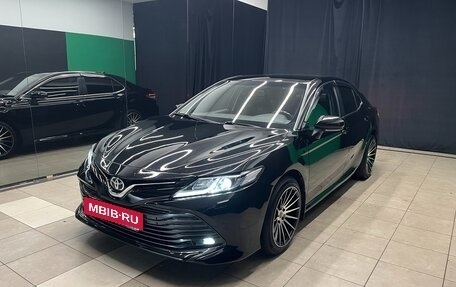 Toyota Camry, 2019 год, 2 750 000 рублей, 3 фотография