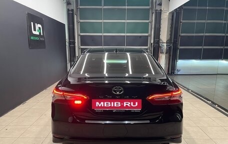 Toyota Camry, 2019 год, 2 750 000 рублей, 5 фотография