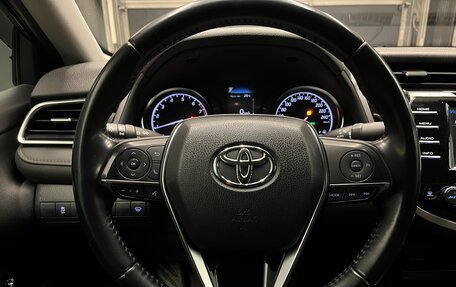 Toyota Camry, 2019 год, 2 750 000 рублей, 21 фотография